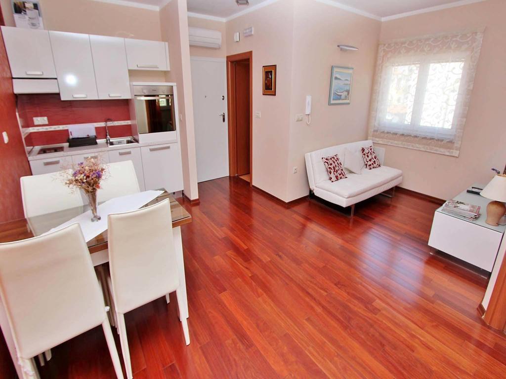 Apartment Gaga 罗维尼 客房 照片